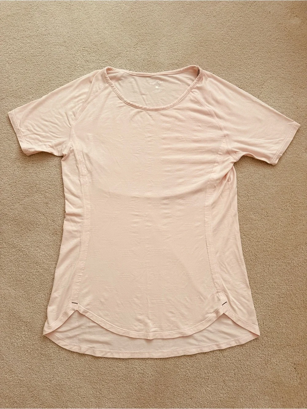 Dagsmejan Nattwell Sleeptech Short Sleeve Scoop Neck Tee in Light Blush | Size M